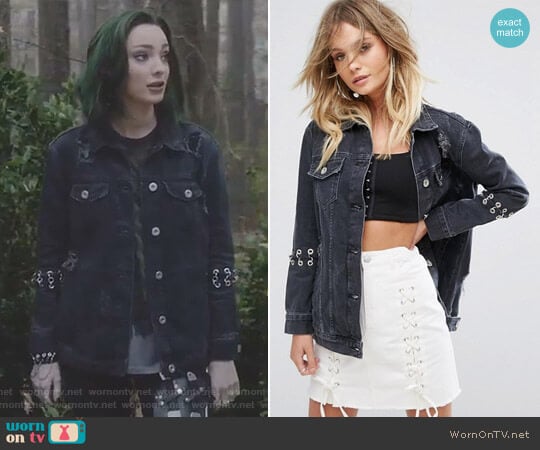 Eyelet Detail Distressed Denim Jacket by River Island worn by Lorna Dane (Emma Dumont) on The Gifted