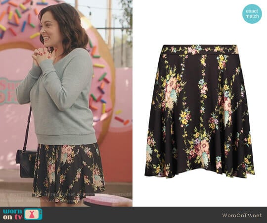 'Blaise' Skirt by Alice + Olivia worn by Rebecca Bunch (Rachel Bloom) on Crazy Ex-Girlfriend