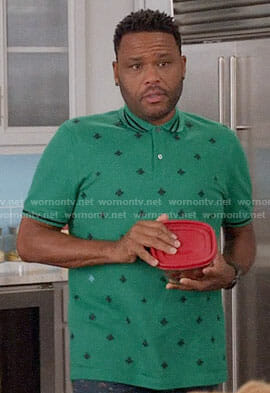 Andre's green bee polo shirt on Black-ish