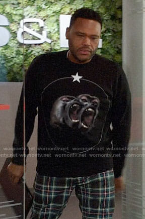 Andre's monkey sweatshirt on Black-ish