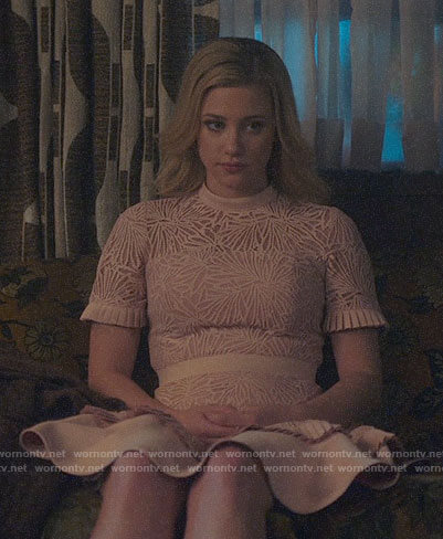 Betty’s pink lace dress with ruffled trim on Riverdale