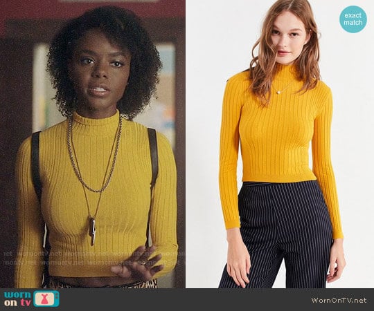 Cooperative Cindy Ribbed Mock-Neck Sweater worn by Josie McCoy (Ashleigh Murray) on Riverdale