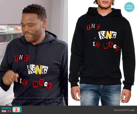 Dolce & Gabbana The King is Back Hoodie worn by Andre Johnson (Anthony Anderson) on Blackish