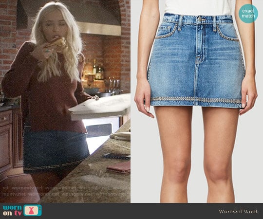 Frame Le Studded Mini Skirt worn by Maddie Jaymes (Lennon Stella) on Nashville