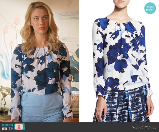 Oscar de la Renta Floral-Print Pleated Silk Blouse worn by Petra Solano (Yael Grobglas) on Jane the Virgin