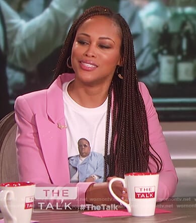 Eve’s pink blazer and white print t-shirt on The Talk