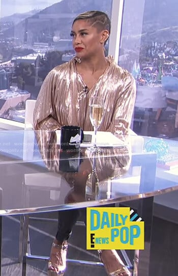 Sibley’s metallic pleated top on E! News Daily Pop