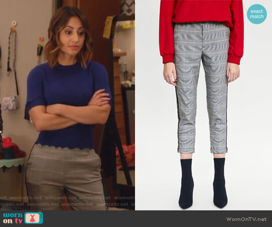 Checked Trousers with Side Stripes by Zara worn by Ana Torres (Francia Raisa) on Grown-ish