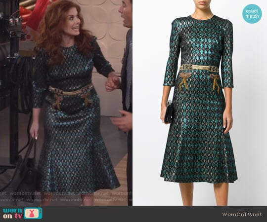 Abito herlequin print dress by Dolce & Gabbana worn by Grace Adler (Debra Messing) on Will and Grace