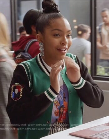 Zoey’s green knit bomber jacket and TLC t-shirt on Grown-ish