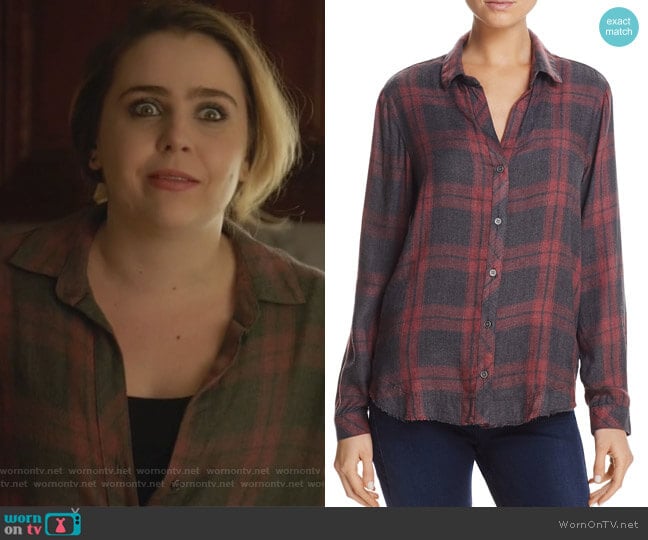 Frayed-Hem Side-Button Shirt by Bella Dahl worn by Annie Marks (Mae Whitman) on Good Girls