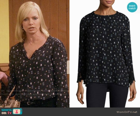 Kobi Halperin Cassie Blouse worn by Jill Kendall (Jaime Pressly) on Mom