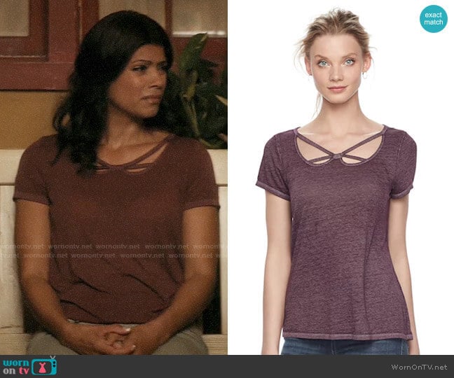 Kohls Rock & Republic Strappy Cutout Tee worn by Xiomara Villanueva (Andrea Navedo) on Jane the Virgin