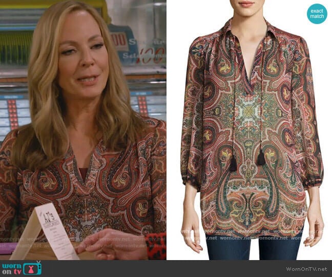 Alice + Olivia Sterling Blouse worn by Bonnie Plunkett (Allison Janney) on Mom