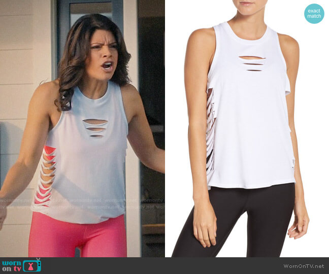 Alo Yoga Cut It Out Long Tank worn by Xiomara Villanueva (Andrea Navedo) on Jane the Virgin