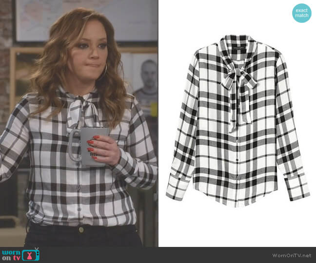 Dillon-Fit Tie-Neck Flannel Shirt by Banana Republic worn by Vanessa Cellucci (Leah Remini) on Kevin Can Wait