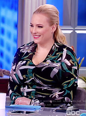Meghan’s black floral print ruched dress on The View