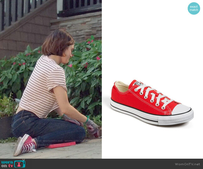 Converse Chuck Taylor Low Top Sneakers in Red worn by Stella Abbott (Lucy Hale) on Life Sentence