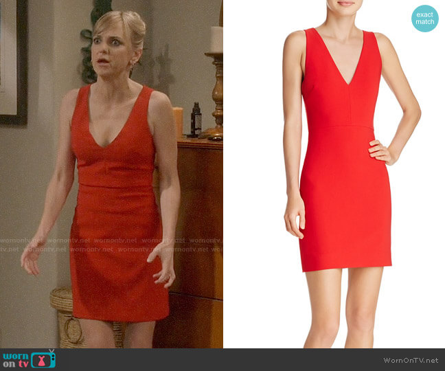 Elizabeth and James Alivia Dress worn by Christy Plunkett (Anna Faris) on Mom