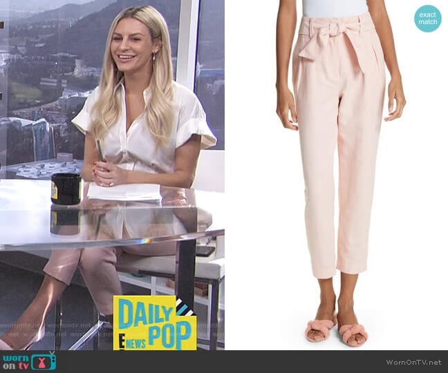 Jun Cotton & Linen Ankle Pants by Joie worn by Morgan Stewart on E! News