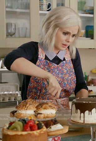 Liv’s navy sweater with striped collar on iZombie