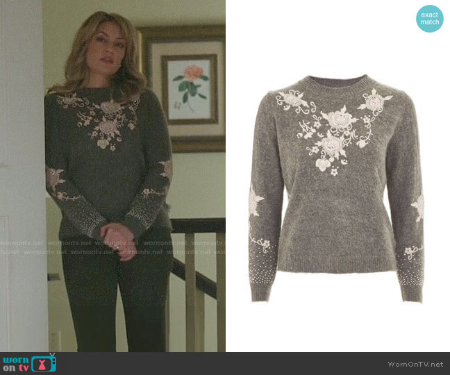 Topshop Fluffy Embroidered Jumper worn by Alice Cooper (Mädchen Amick) on Riverdale