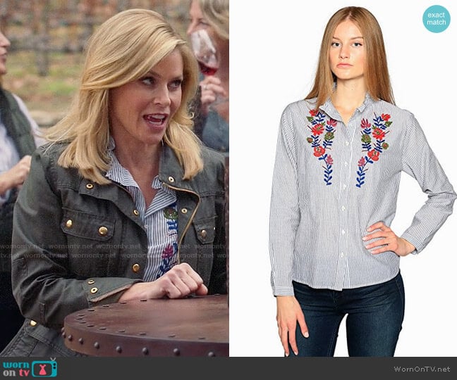 Velvet by Graham & Spencer Kaidy Shirt worn by Claire Dunphy (Julie Bowen) on Modern Family