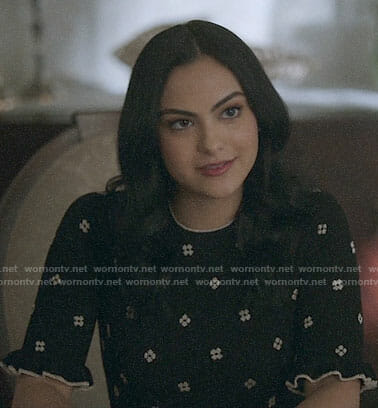 Veronica’s floral embroidered top with ruffle sleeves on Riverdale