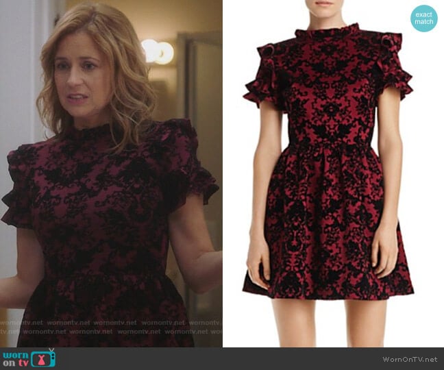 Flocked Ruffle-Sleeve Dress by Aqua worn by Lena (Jenna Fischer) on Splitting Up Together