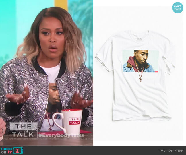 Juice X 2Pac Bishop Chain Tee by Urban Outfitters worn by Eve  on The Talk