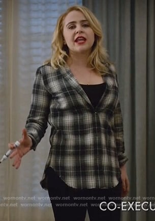 Annie's black plaid shirt on Good Girls