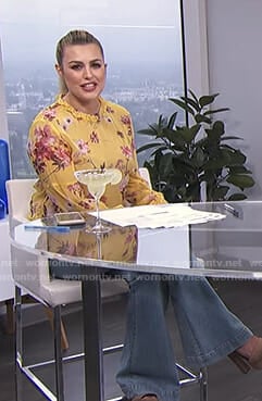 Carissa’s yellow floral top and flare jeans on E! News Daily Pop