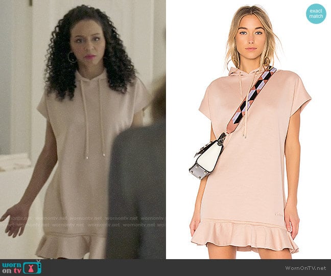 Carven Hoodie Dress with Ruffles worn by Shaun (Carra Patterson) on The Arrangement