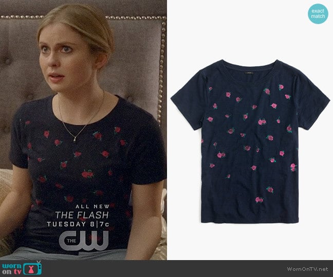 J. Crew Rose Print T-shirt worn by Liv Moore (Rose McIver) on iZombie