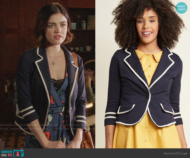 ModCloth Academia Ahoy Blazer in Navy worn by Stella Abbott (Lucy Hale) on Life Sentence