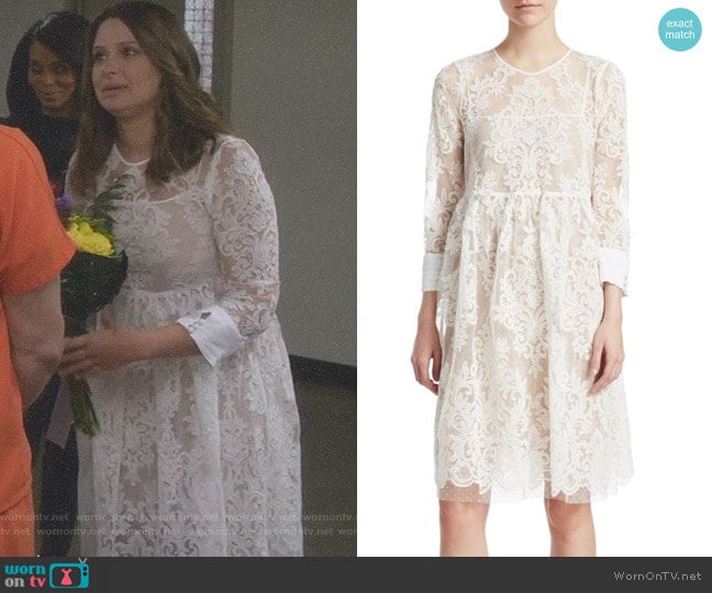 Floral Lace Dress by No.21 worn by Quinn Perkins (Katie Lowes) on Scandal