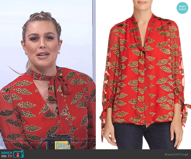 Sheila Lips Burnout Tie-Neck Top by Alice + Olivia x Donald Robertson worn by Carissa Loethen Culiner on E! News