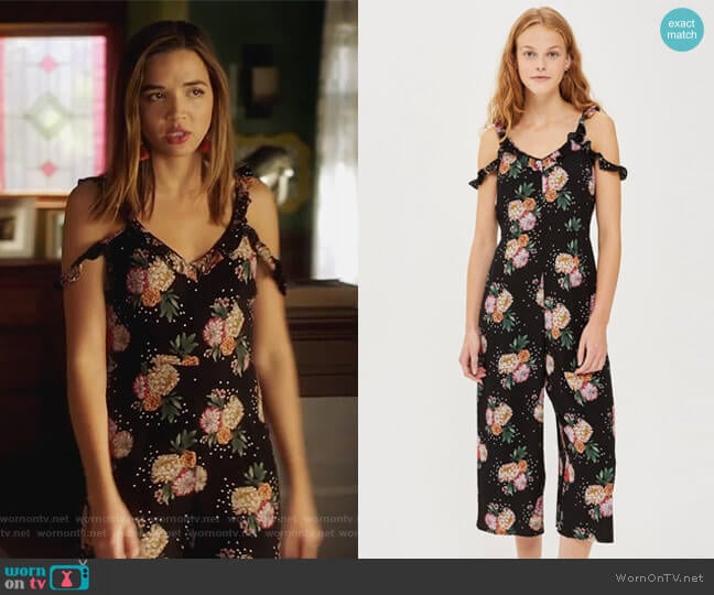 Petite Floral Print Jumpsuit by Topshop worn by Cassandra (Georgie Flores) on Famous in Love