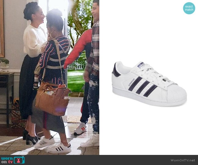 Adidas Superstar Sneakers worn by Zoey Johnson (Yara Shahidi) on Black-ish