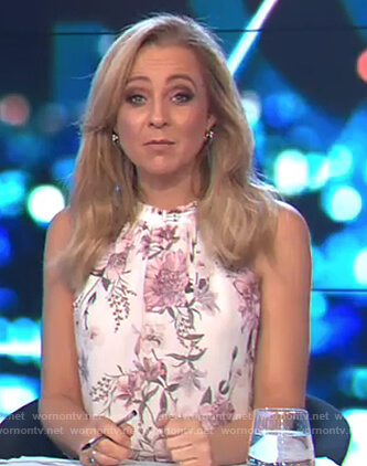 Carrie's white floral gathered top on The Project