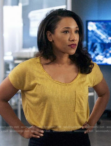 Iris’s yellow tee on The Flash