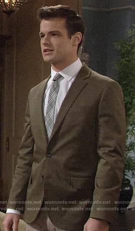 Kyle's green blazer on The Young and the Restless