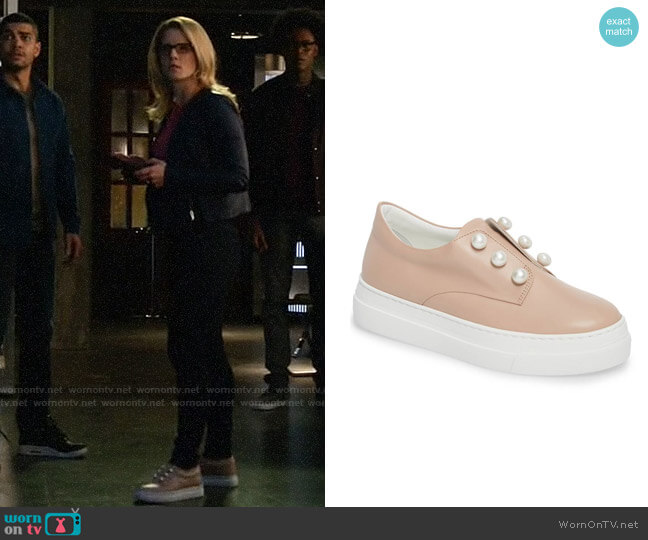 Lewit Mara Slip On Sneakers worn by Felicity Smoak (Emily Bett Rickards) on Arrow