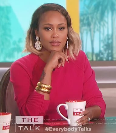 Eve’s pink cropped sweater on The Talk