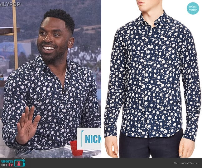 Bloomer Slim Fit Button-Down Shirt by Sandro worn by Justin Sylvester on E! News