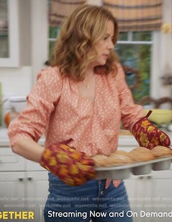 Lena’s orange star print tie waist top on Splitting up Together