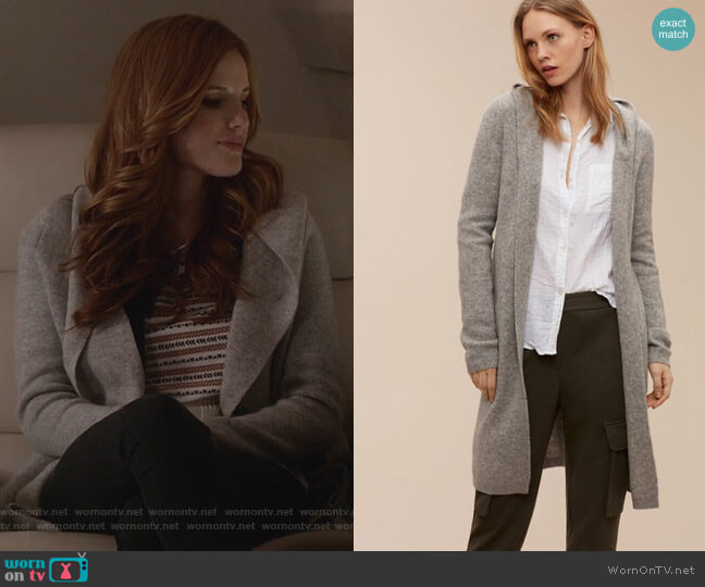 Ammonius Sweater by Community worn by Paige Townsen (Bella Thorne) on Famous in Love