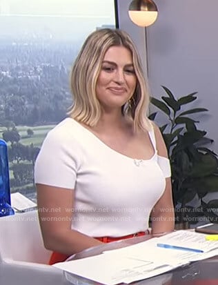 Carissa’s white cutout top on E! News Daily Pop