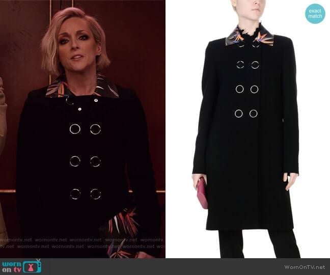 Double Breasted Pea Coat by Emilio Pucci worn by Jacqueline Voorhees (Jane Krakowski) on Unbreakable Kimmy Schmidt