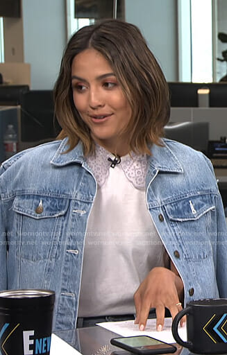 Erin’s white lace collar t-shirt on Live from E!